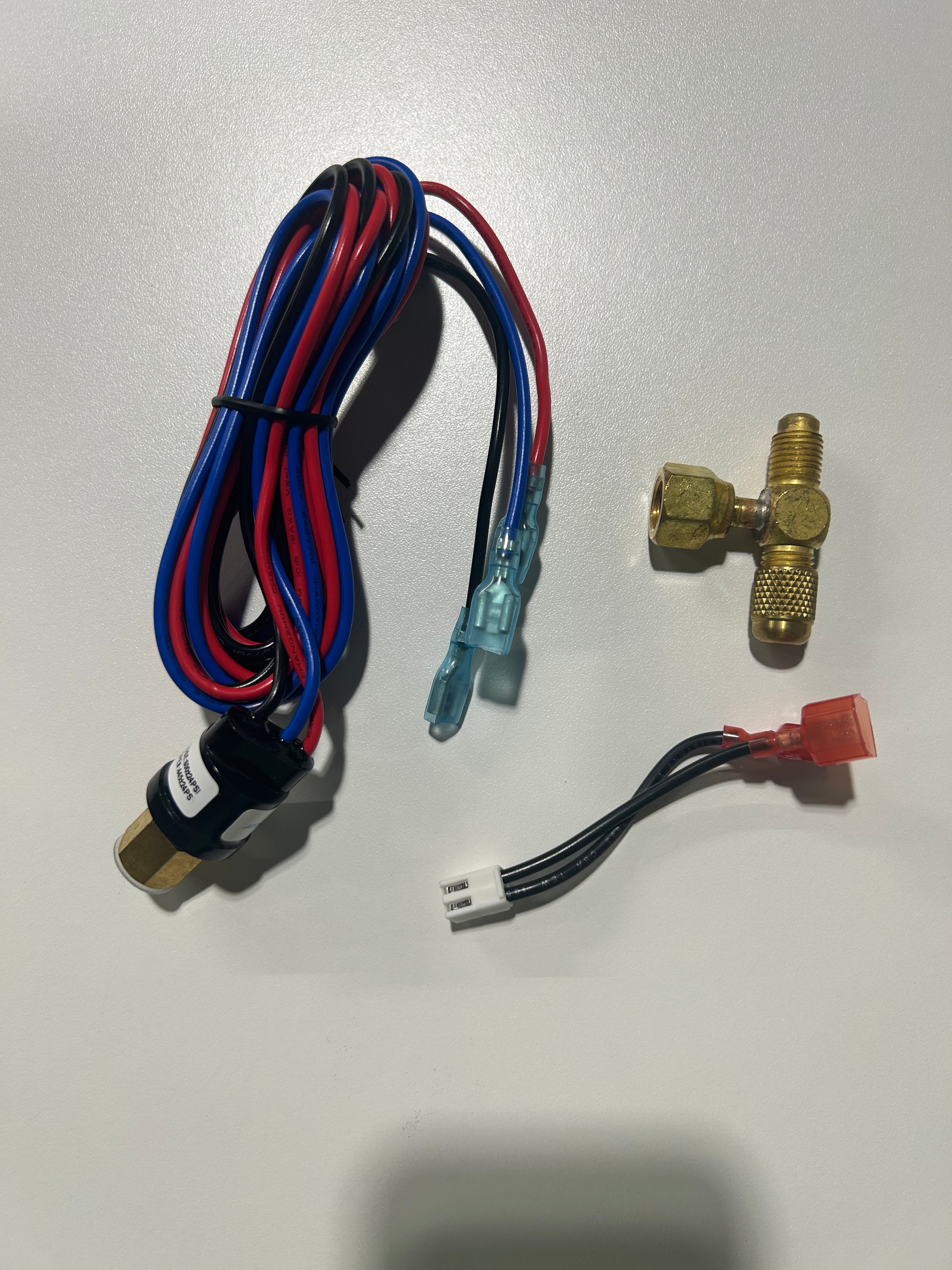 AquaCal High Pressure Switch & Tee 600CO445CI R410A STK0074